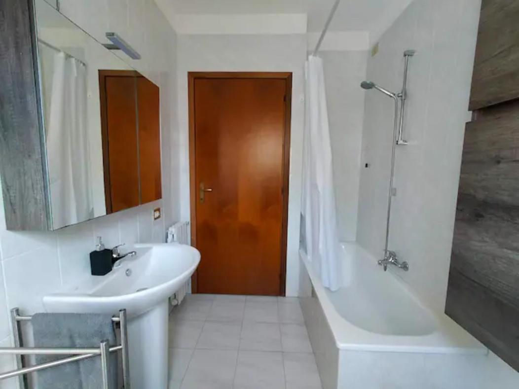 Apartment In Sardinia Decimomannu Eksteriør bilde